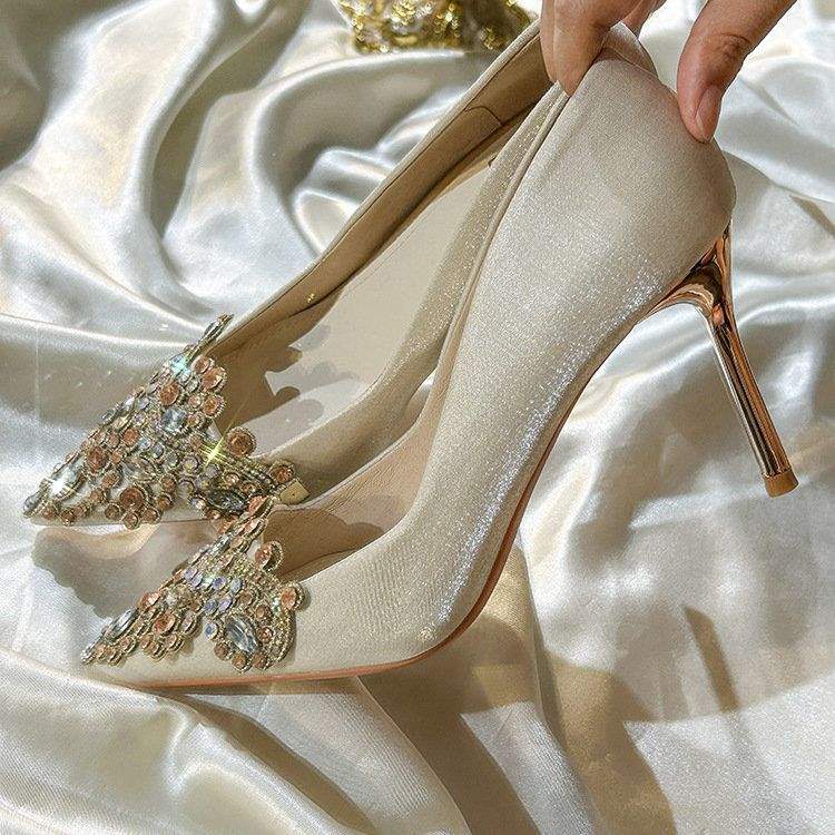 Leichte Satin-Hochzeitsschuhe 2025 neue Brautschuhe Haupt-Hochzeitskleid Show Heliang-Kleidung Verlobung High Heels Damen Stiletto