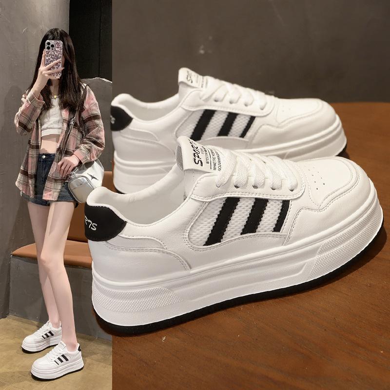 Internet Celebrity Platform White Shoes Women Ins Tide 2025 Summer New Comfortable Breathable Lightweight Height Increase Casual Board Shoes Women