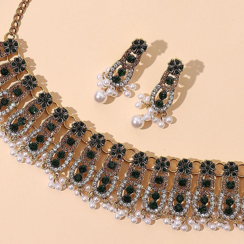 European Retro Multi-layer Gold Gemstone Jewelry Set