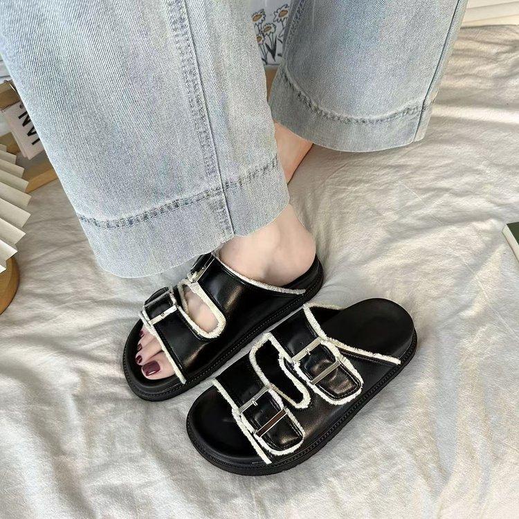 Thick-soled slippers women's soft-soled non-slip 2025 outer wear one-word drag new summer Internet celebrities heightening fashion cool slippers women