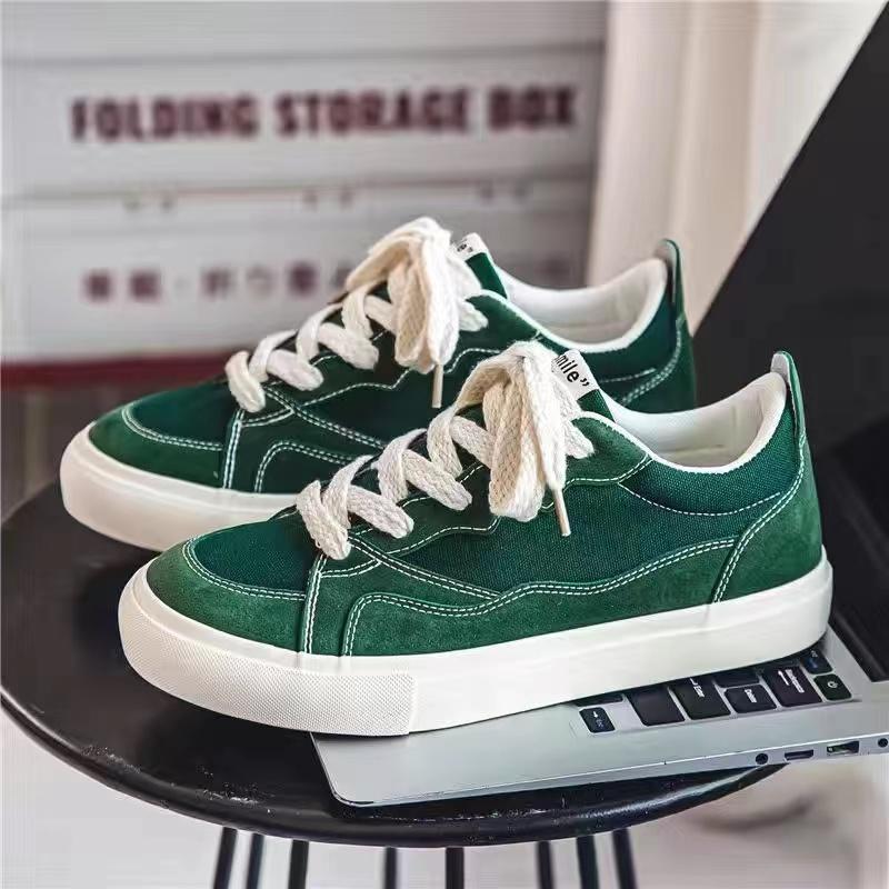 Korean Casual Canvas Shoes Men Thick Bottom Lace Up Sneakers Suede Leather Skateboard Shoes Trend Retro Designer Sneakers Male