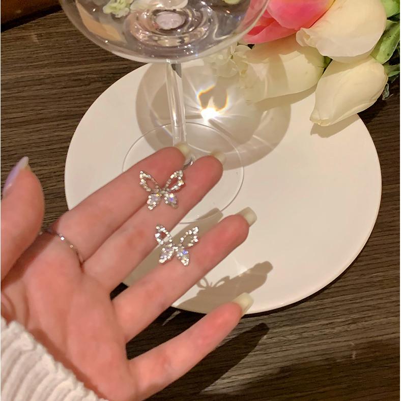 Boucles d'oreilles clous cœur nœud pour femmes Élégantes Boucles d'oreilles en cristal Accessoires de piercing Bijoux