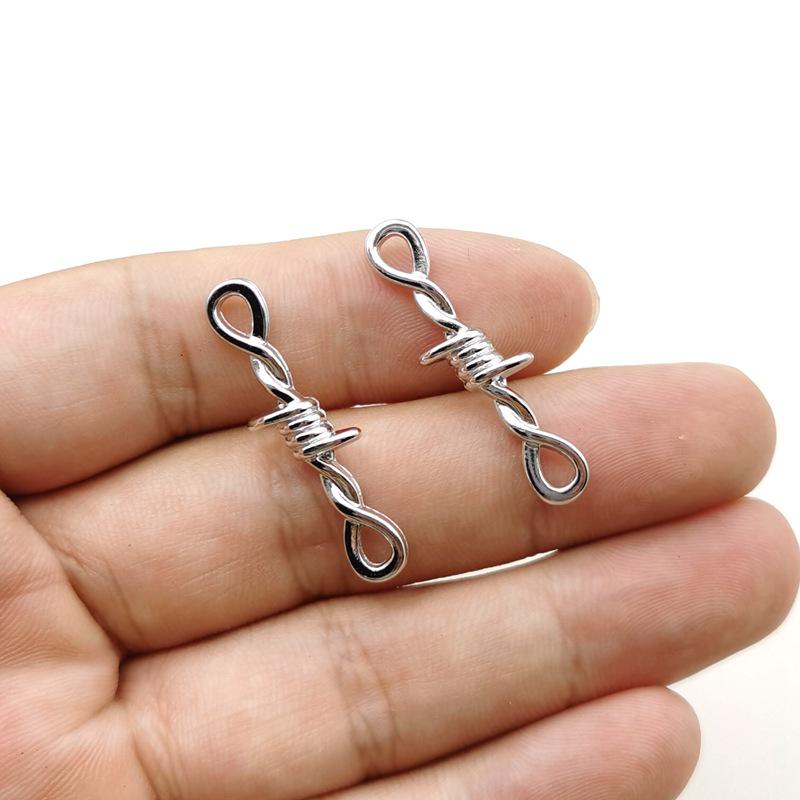 Retro Punk Zinc Alloy Figure 8 Thorn Pendant: Ideal for Necklace & Earring Accessories