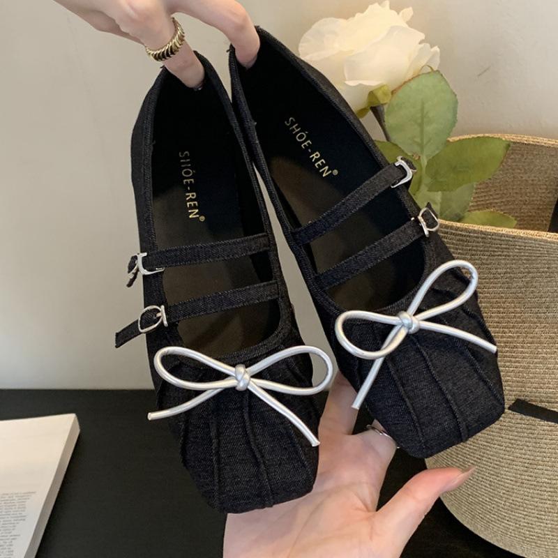 

Корейская версия плоской подошвы с неглубоким горлом джинсовая ткань одиночные туфли женские весна-лето 2025 новые квадратные головки модные вечерние туфли феи мокасины 40