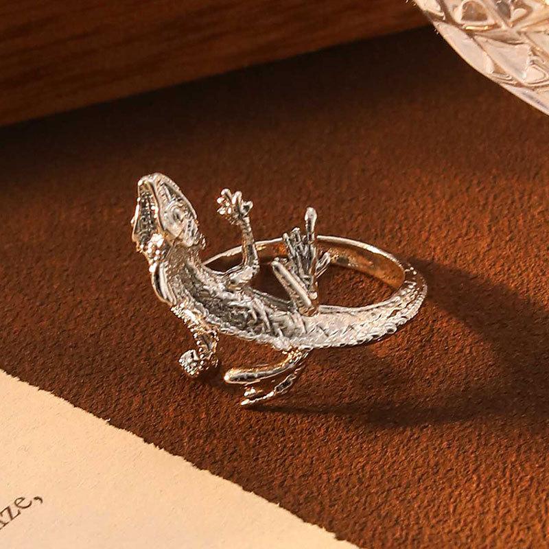 

Кольцо «Глаз дьявола» на питоне Двухцветный орел, Властный и забавный дьявольский знак зодиака с регулируемым размером J112