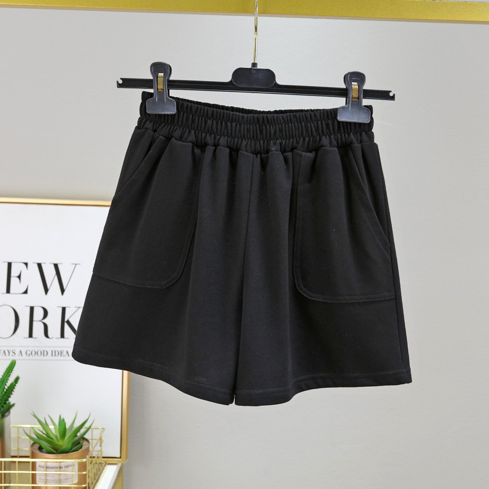 

Женские летние махровые шорты больших размеров - Высокая посадка, Свободный крой, Широкие штанины M