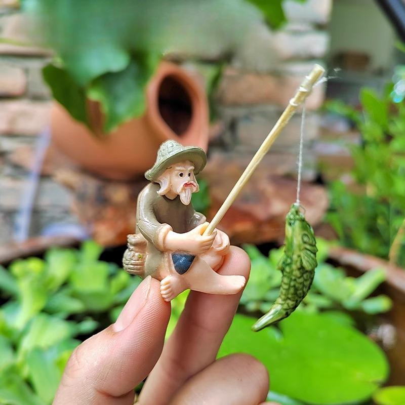 Fishing Old Man Resin Figure Statue Sitting Garden Aquarium Ornament Fisherman Scene Pool Micro-Landscape Bonsai Garden Craft