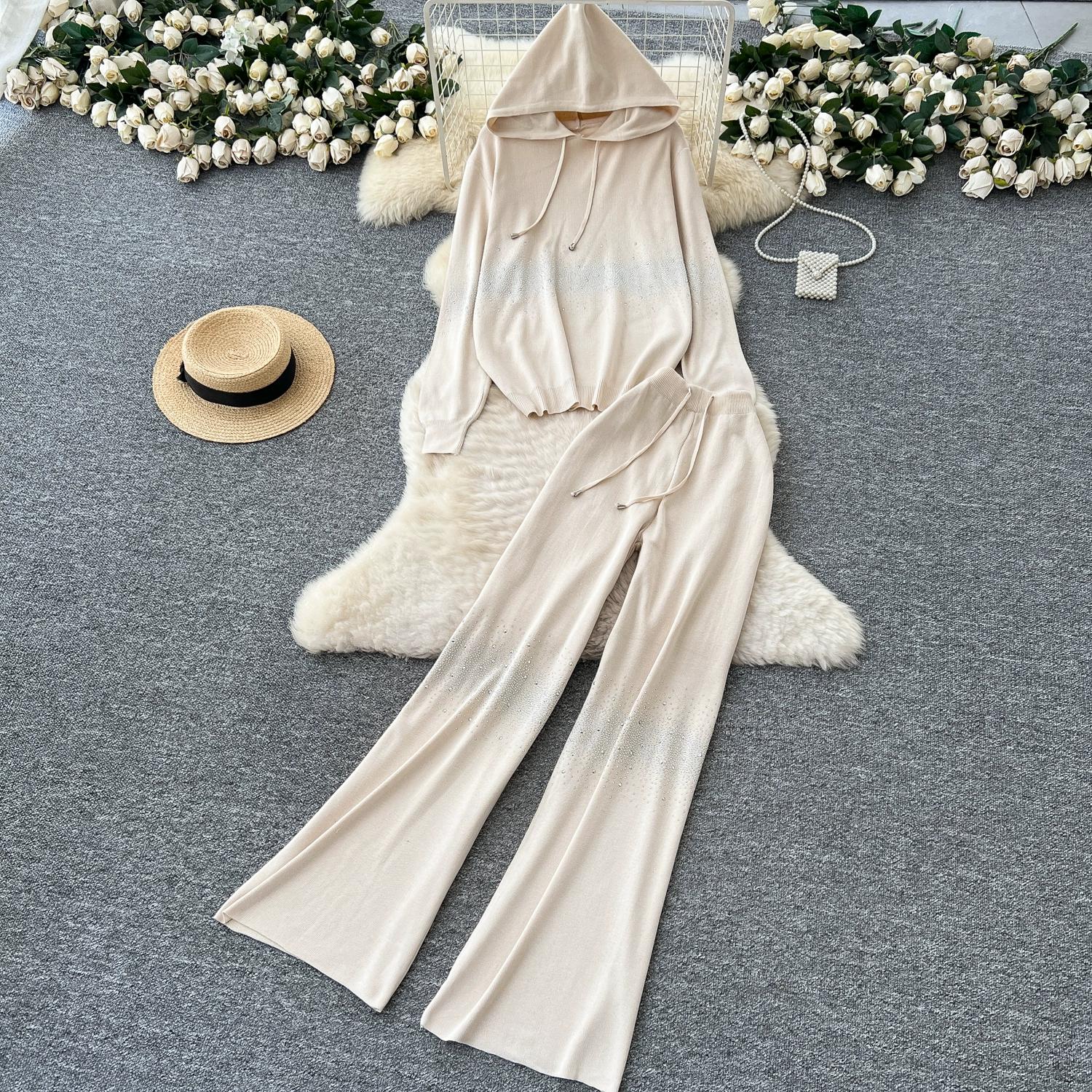 

Осень Зима Женский Вязаный Свитер с Горячей Стразовкой на Шнурке Комплект из Двух Предметов Брюки Пуловер с Капюшоном и Костюм с Широкими Брюками One Size абрикосовый