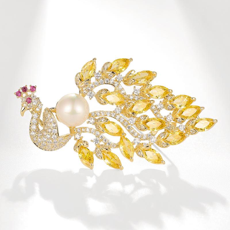 Bo Xin Yun Luxury Zircon Phoenix Brooch - Elegant Pearl Peacock Pin Accessory