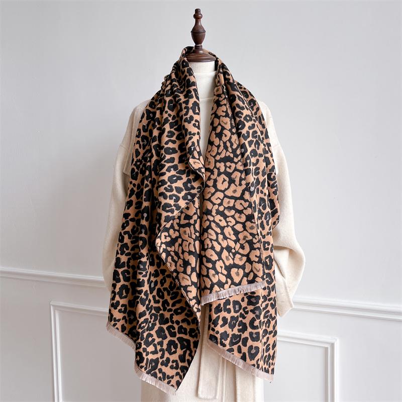 New Fashion Leopard Print Design Winter Scarf Cashmere for Women Jacquard Pashmina Wrap Female Thick Blanket Soft Bufanda Shawl
