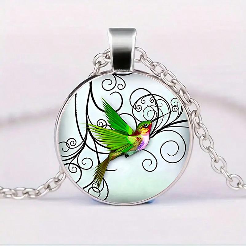 Cute Round Hummingbird Glass Dome Cabochon Pendants Necklaces Fashion Bird Rainforest Jewelry Accessories