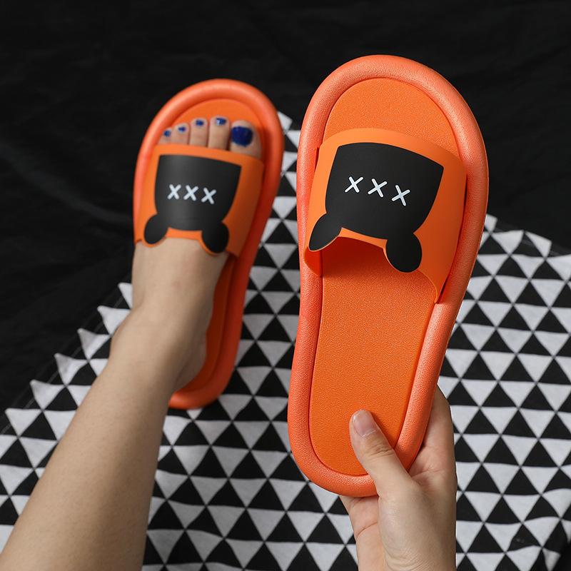 

Сандалии и тапочки, женские домашние нескользящие банные тапочки с мягкой подошвой и мультяшными героями, мужские летние