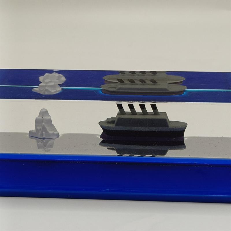 Titanic Black Pearl Cruise Ship Fluid Drift Bottle Cruise Ship Never Flip Boat Drift Bottle Desktop Small Ornaments
