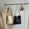Women's Retro Woven Leather Bucket Bag - Versatile Crossbody for Work and Commute