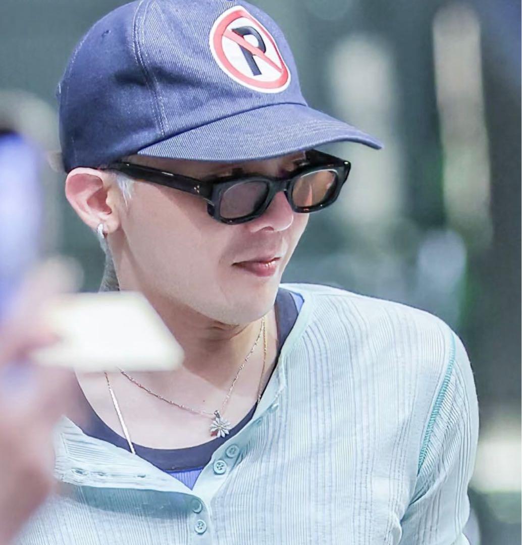 

[Б/У] G-Dragon носит кепку P