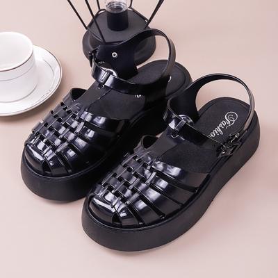 Retro Kadın Roma Sandaletleri Kayışlı Kayışlı Kadınlar için Düz Sandaletler Platform Nefes Alabilen Sandaletler Renkli Dolgu Topuk Moda Kadın Sandaletleri