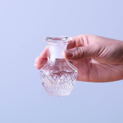 Aderia TABLE JEWELRY Diamond Soy Sauce Dispenser, 45ml, Made In Japan, Gift Boxed, Glass, Tabletop Condiment Dispenser, Perfume Bottle, Drip-Free, Lea