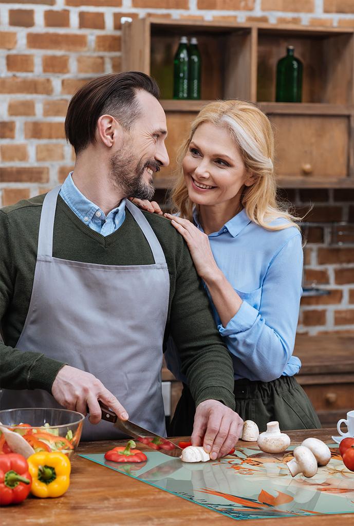 SZKLANA PŁYTA OCHRONNA NA KUCHENKĘ 70x52 KOBIETA