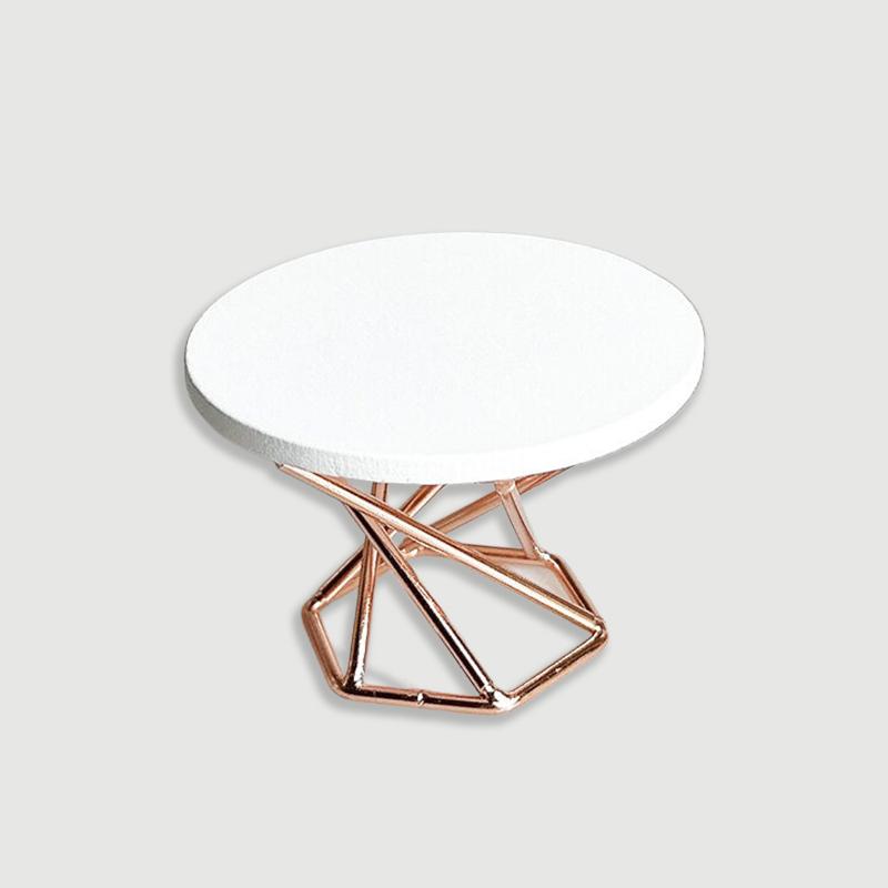 

1:12 Кукольный миниатюрный журнальный столик Чайный столик Приставной столик Мебель Домашняя модель Декор Игрушка Аксессуары для кукольного домика золотой