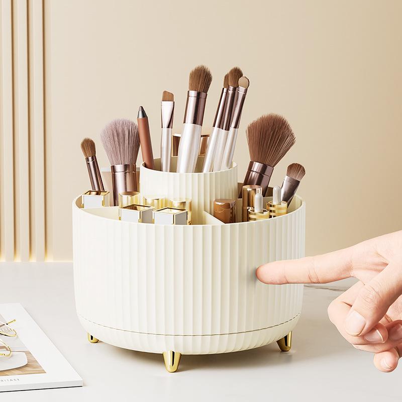 Rotary Makeup Organizer: Light Luxury Plastic Holder for Brushes on Desktop