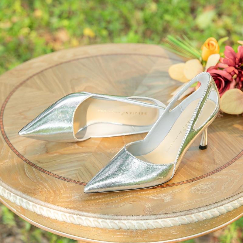 

Sheepskin design sense niche commuting high heels women s pointed head thin heel shallow mouth single shoes versatile not tired feet 39 срібний