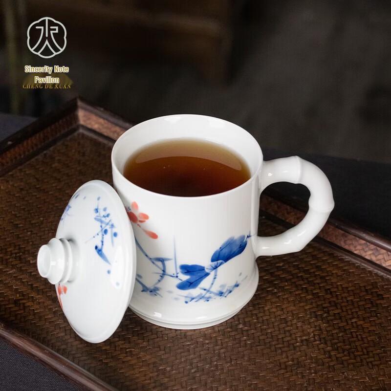 Jingdezhen Hand-painted Ceramic Office Tea Cup with Metal Filter