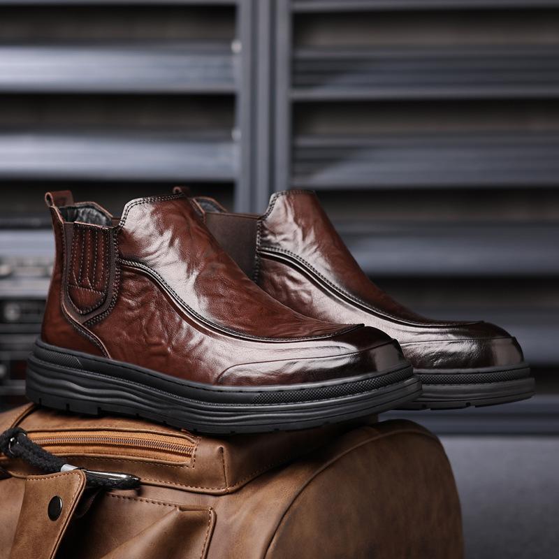 Britain Gentleman Chelsea Ankle Boots Round Head Trendy Patent Leather Shoes Men Dress Footwear Male Black Brown High-Top Shoes