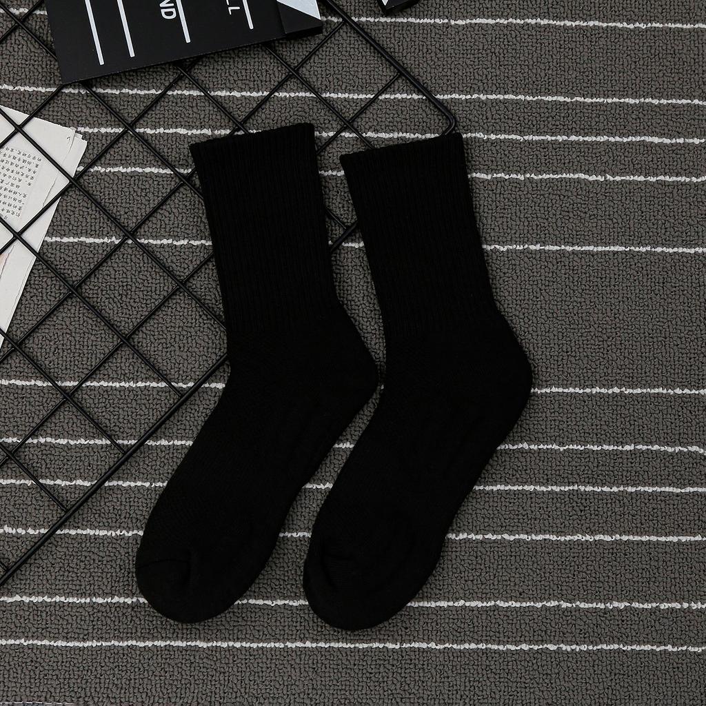 Sports Socks Men'S Stockings Spring And Summer Mesh Breathable Medium Tube Socks Towel Bottom Stockings Sports Basketball Couple, White Socks