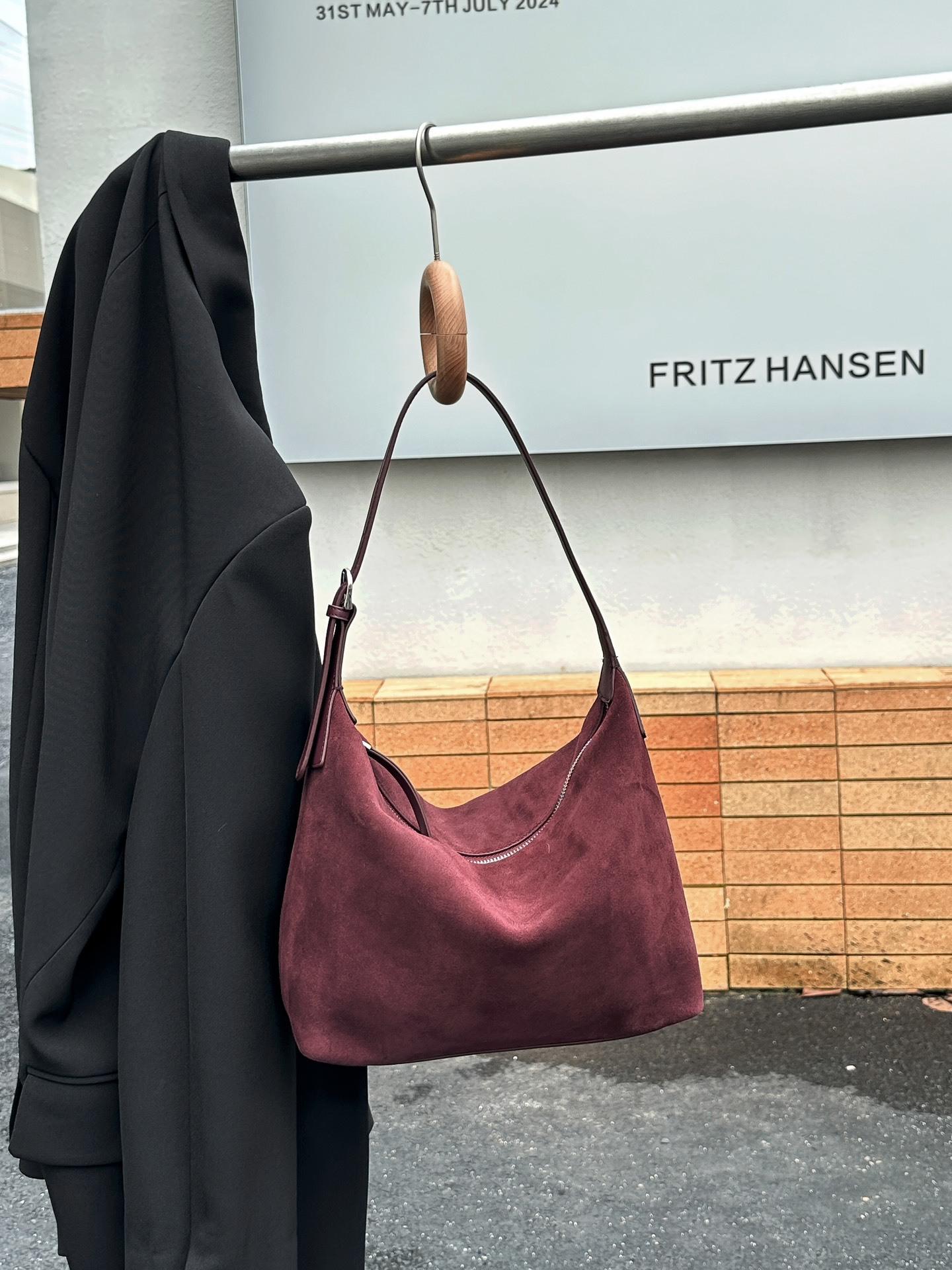 

2025 New Style Leather Handbag Large Capacity Secure Bag Retro Casual Tote High-end Sense Single Compartment Bag Women s Bag 36x9x25 вино красного