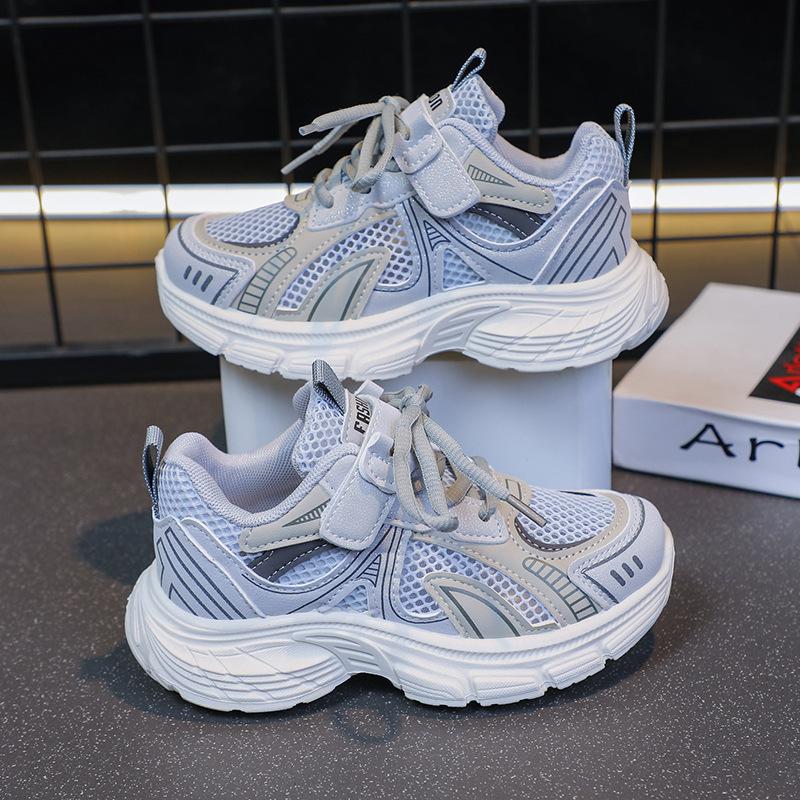 

2025 весна и осень новая обувь для мальчиков и девочек из сетки, детская, для детей среднего и старшего возраста, повседневная, кроссовки для бега 26-31 yards whole box 48 pairs starting серый