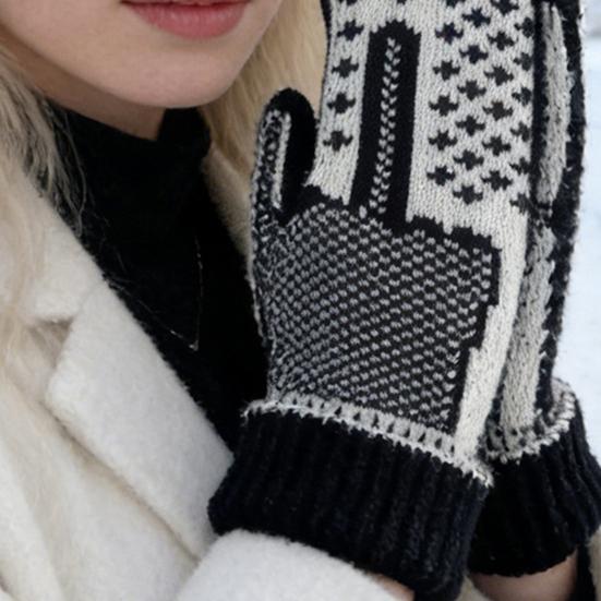 Yousheng Funny Middle Finger Mittens Cozy Knit Gloves with Hidden Attitude Cheeky Flip-the-Bird Knitted Gloves Prank Gift for Men Women