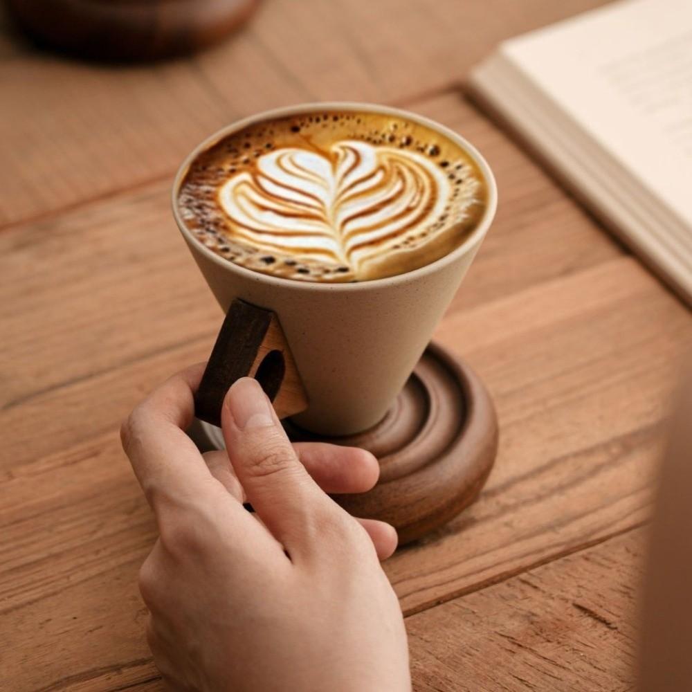 Retro Style Vintage Pottery Mug Coarse Ceramic Japanese Ceramic Mug Funnel Coffee Mug  Home Decor