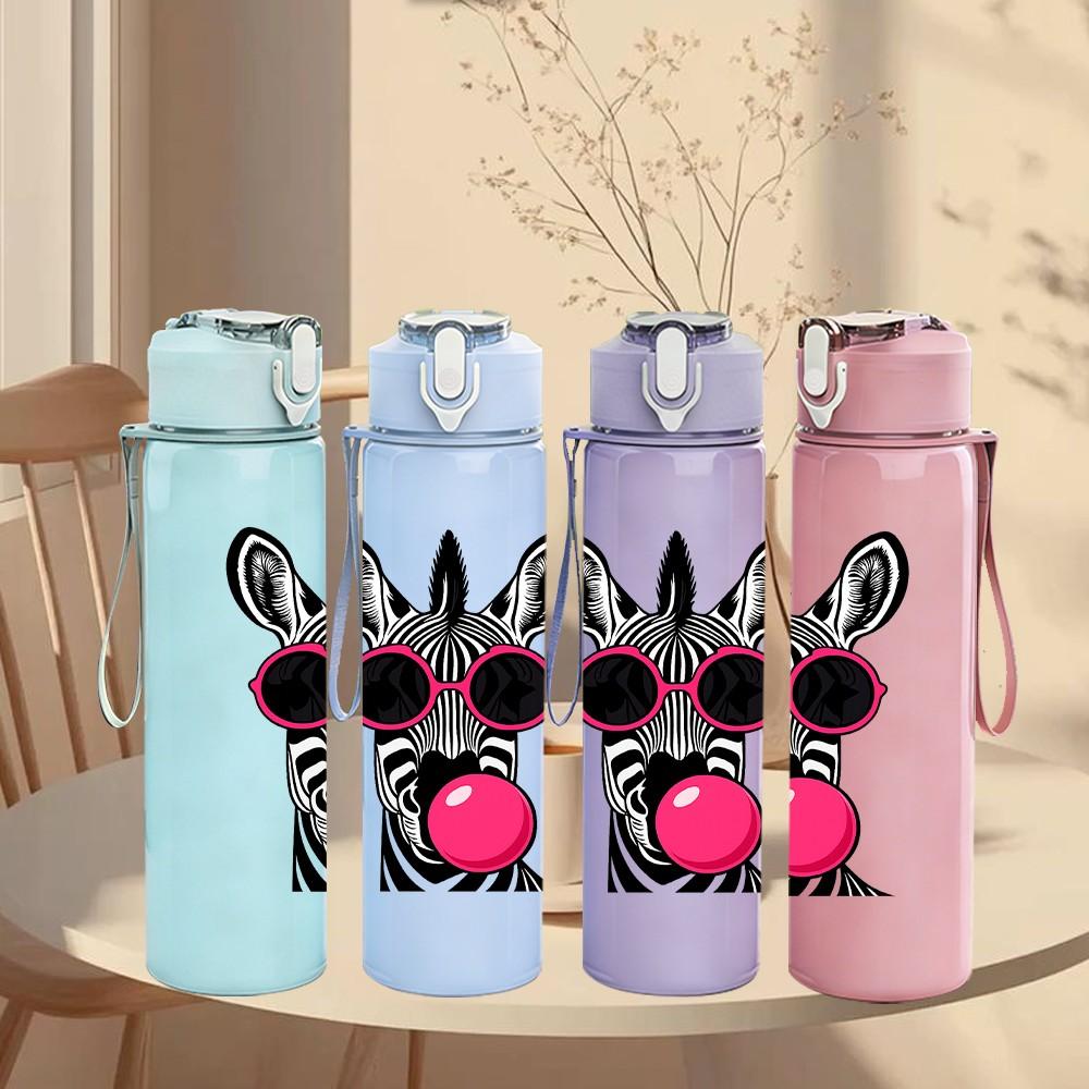 1PC Zebra With Pink Lollipop Print 750ml Color Plastic Sports Water Bottle Leakproof Flip Straw Lid Suitable for Sports Office Home Use