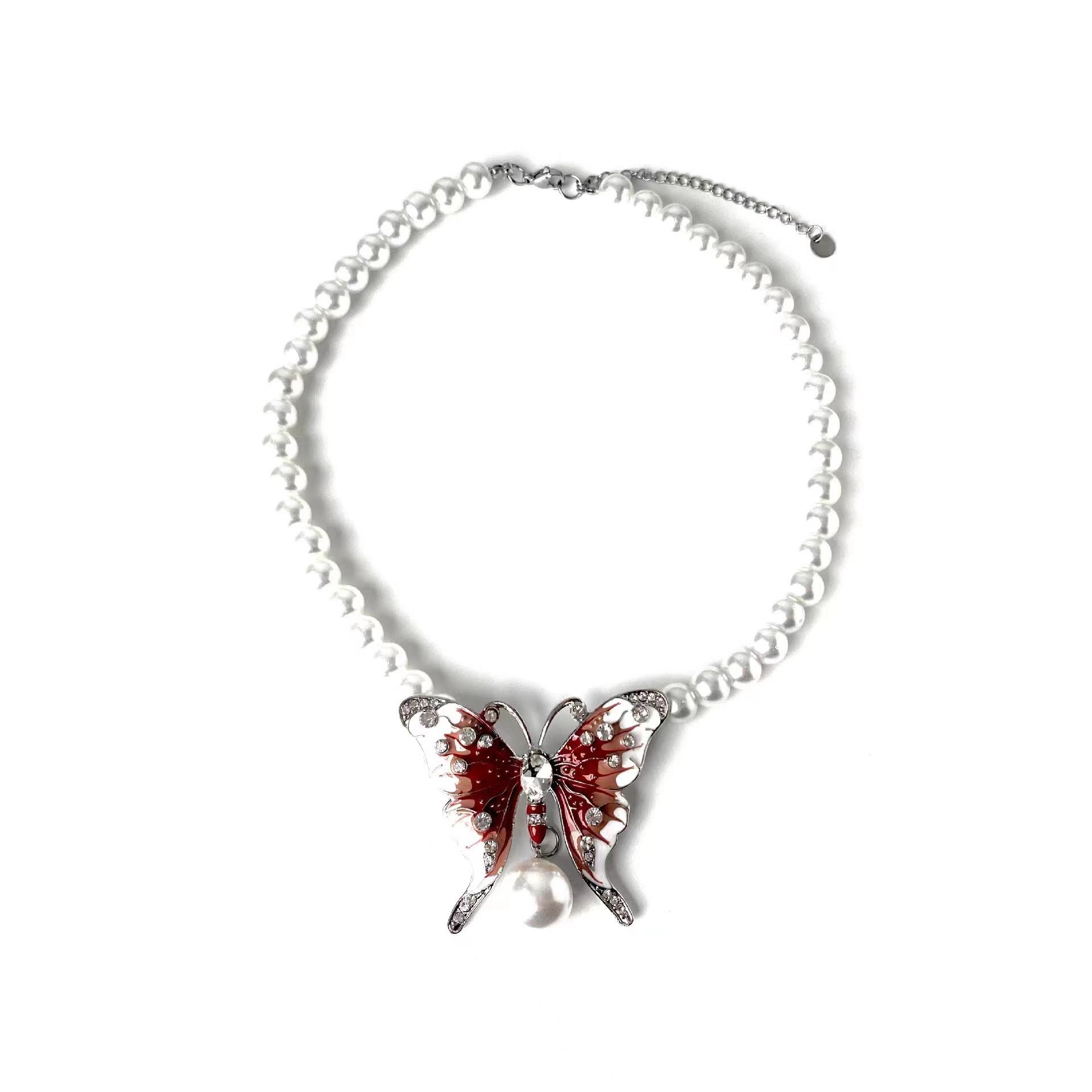 

New Chinese niche personality exaggerated red velvet butterfly fringed necklace neck chain choker collar collarbone chain female