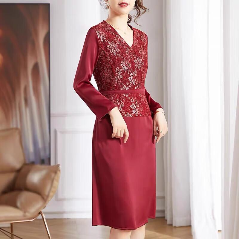 Elegantes Spitzenkleid für Mütter