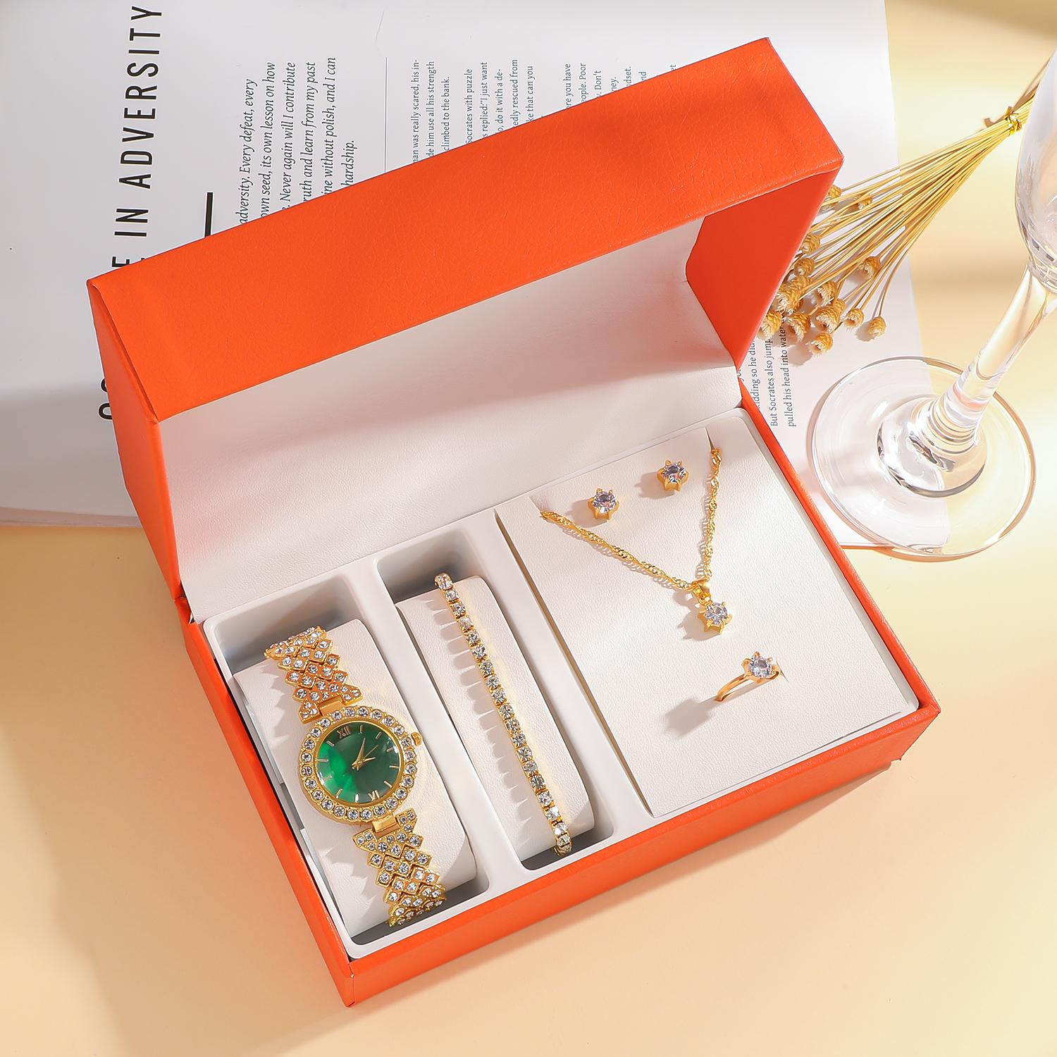 

New style diamond inlaid retro green face women s niche high-end wrist strap accessories 5-piece set without gift box золотой