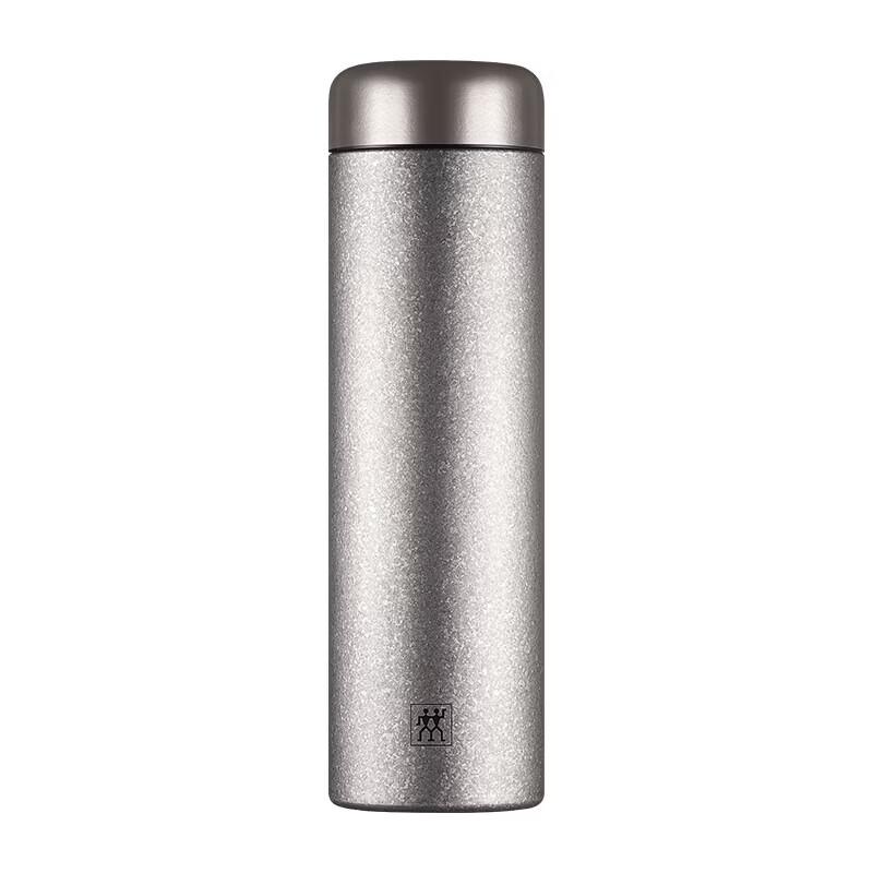Изолированная чайная кружка Zwilling из чистого титана