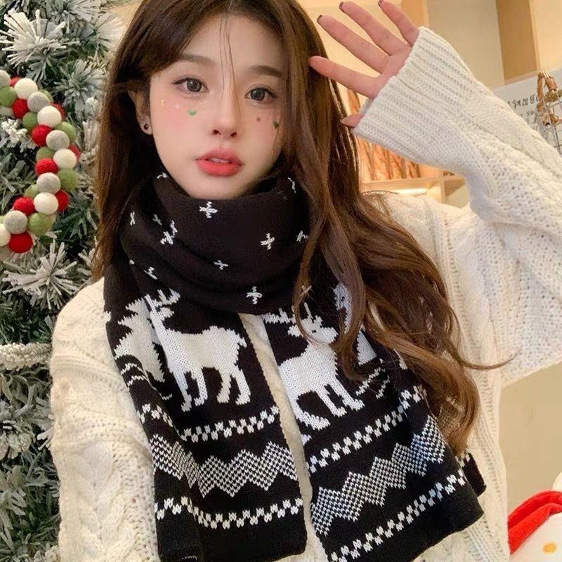 Red Christmas tree knitted scarf female autumn and winter warm versatile student couple Christmas gift green wool scarf