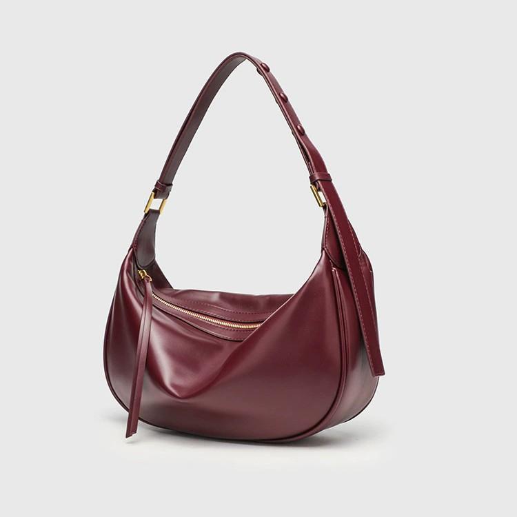 Women's Bag 2025 New Fashion Texture Shoulder Messenger Bag Versatile Niche Design Underarm Dumpling Bag