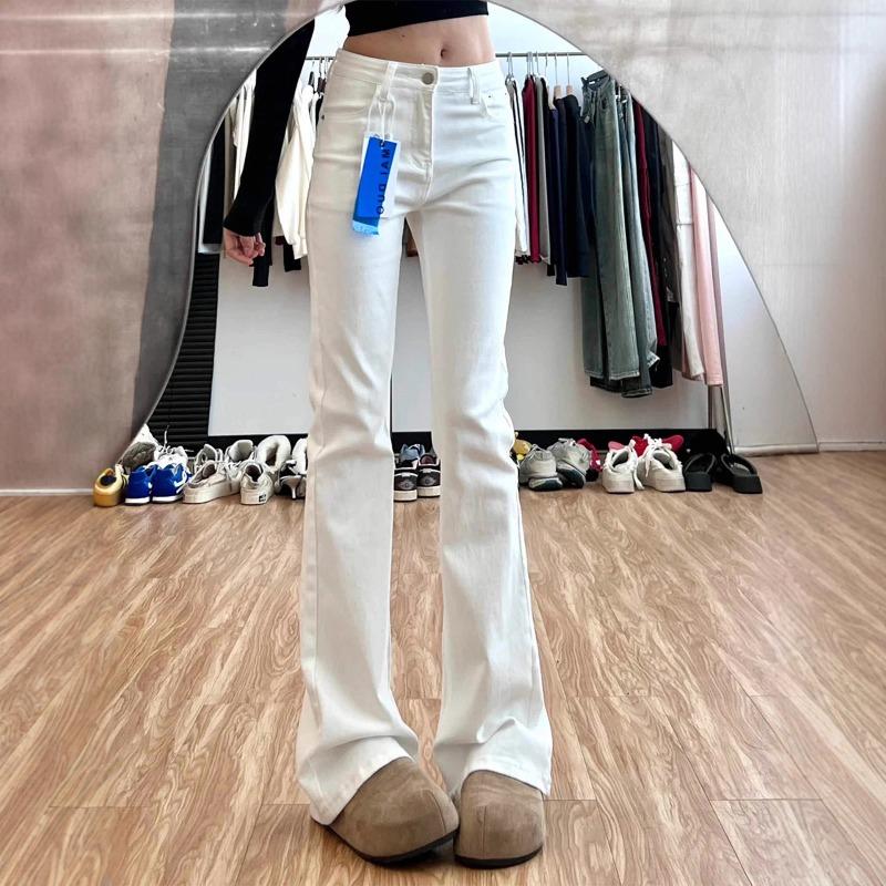 White High-waisted and Slightly Pulled Jeans for Women's Winter, New Slim-fitting and Thin Velvet Horseshoe Horn Pants.