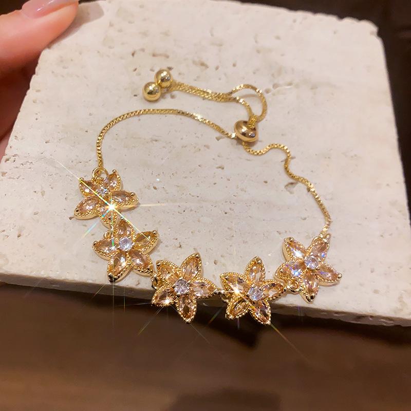Korean Zircon Flower Drawstring Bracelet: Elegant Light Luxury Jewelry for Women