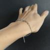 Серебряный браслет с фианитами, вес изделия 3,8 гр (2209089)