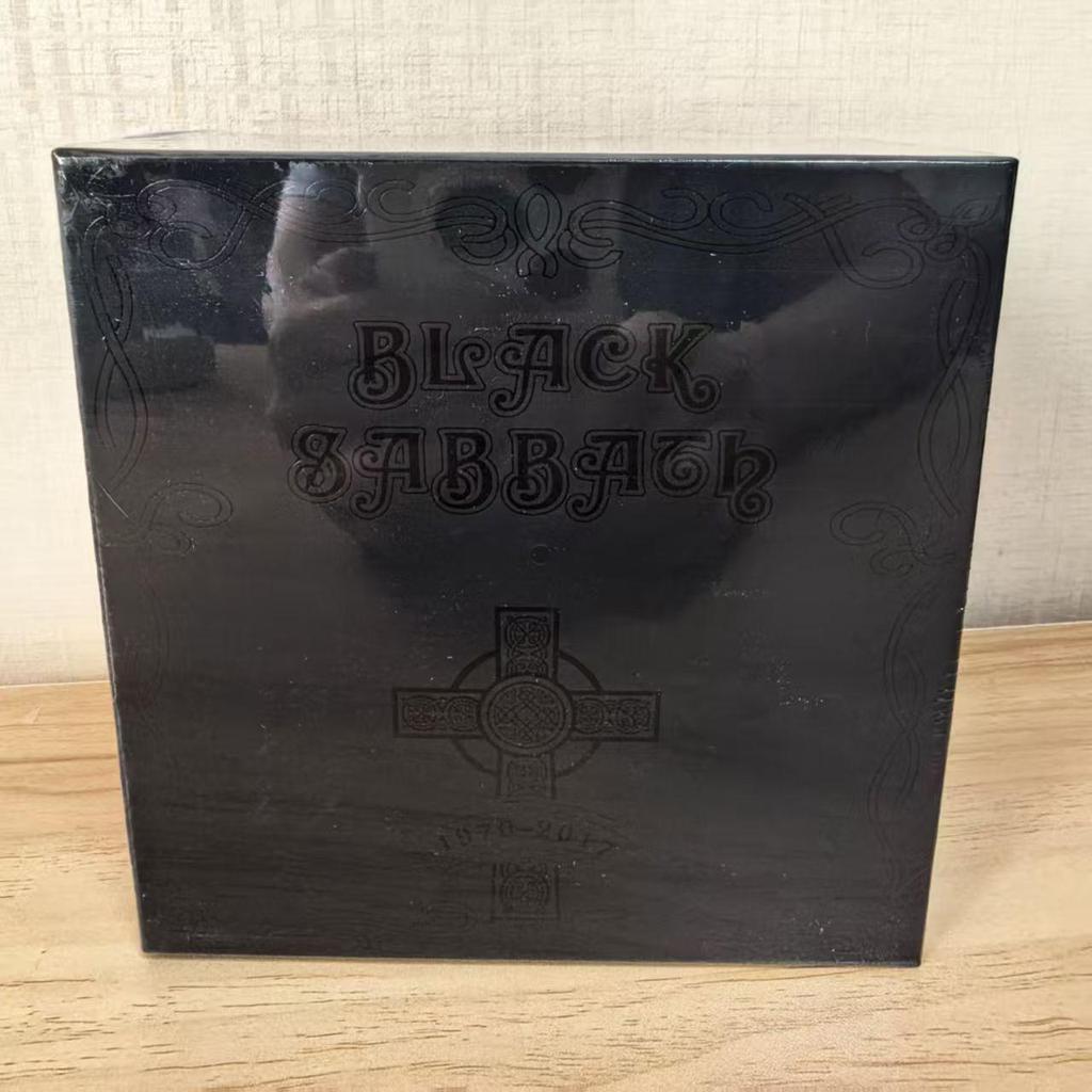 Black Sabbath – Black Box 1970-2017