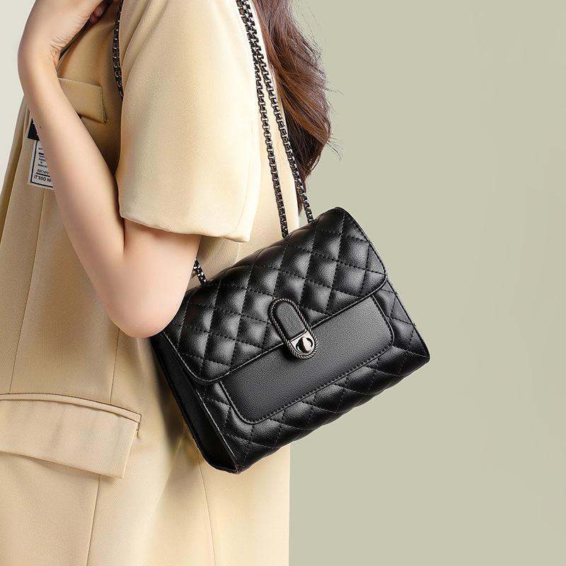 Neue Diamant-Kettentasche für Herbst und Winter, leichte Luxus-Umhängetasche, hochwertige Ein-Schulter-Tasche für Pendler