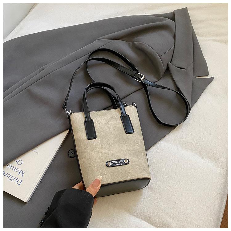 

Today s popular bags, new autumn and winter texture niche shoulder bags, contrasting colors, versatile messenger bucket bags