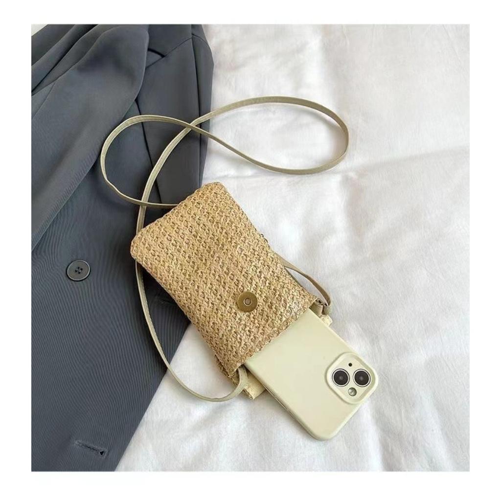 Fashionable Summer Beach Vacation Mini Shoulder Bag -Adjustable Shoulder Strap, Magnetic Buckle Design, Solid Tassel Details, Crossbody Phone Bag