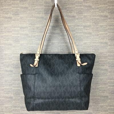 Shoulder Handbag Black Logo Pattern(USED)