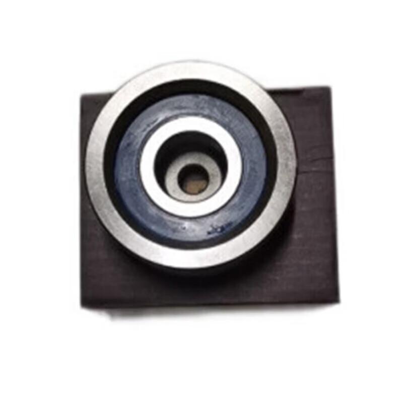 Натяжной шкив ремня генератора Iveco NJ2046 1