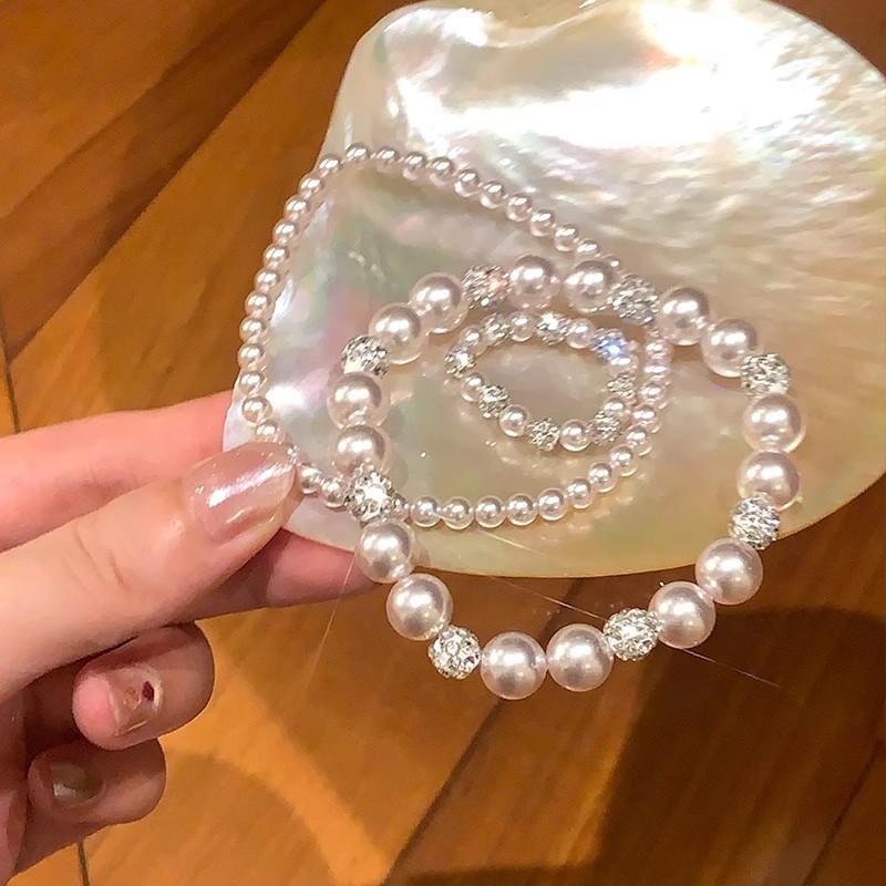 Super Dazzling and Exquisite Zircon Pearl Bracelet - Elegant and Exclusive Layered Hand Pendant for Women