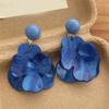 Elegant Flower Earrings Women Pendant Earrings Comfortable Wear Ear Jewelry Suitable for Daily and Formal Occasions Wear